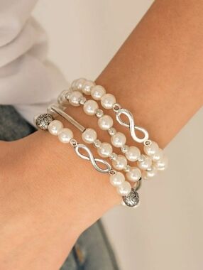 Paparazzi Infinitely Inspiring White Pearl Silver Infinity Stretch Bracelet Set